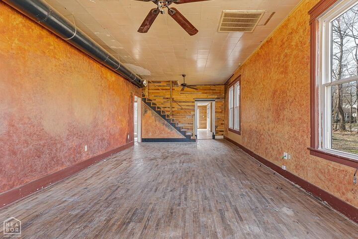 Property Photo: 735 W Oak Avenue AR 72401