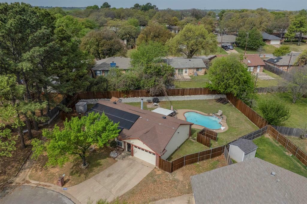 Property Photo: 4609 Willow Elm Court TX 76017