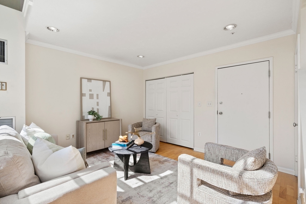 Property Photo: 106 Thirteenth St U 304 MA 02129