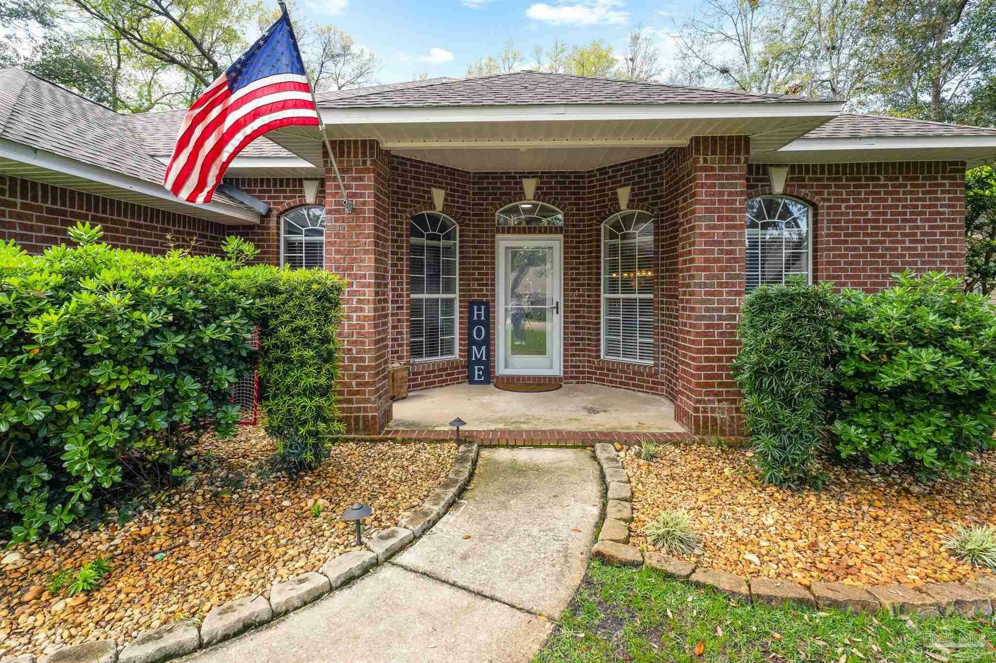 9539 Lorikeet Ln  Pensacola FL 32507 photo