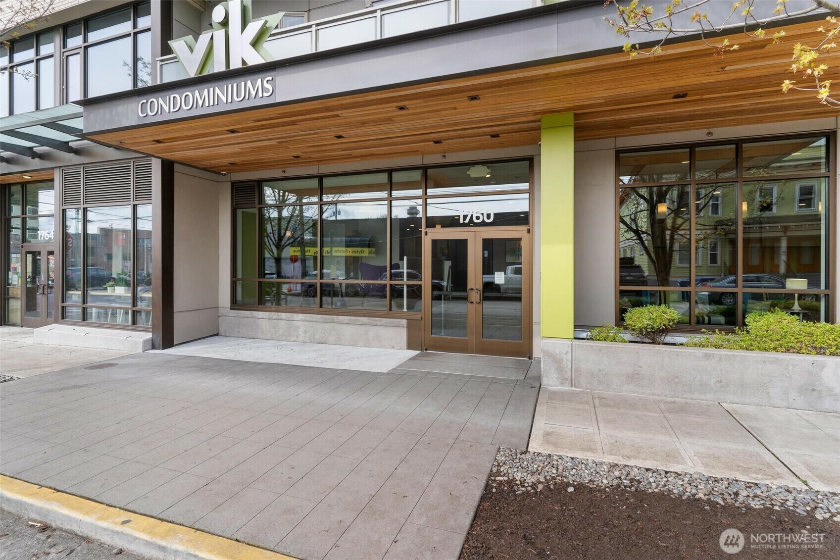 Property Photo: 1760 NW 56th Street 407 WA 98107