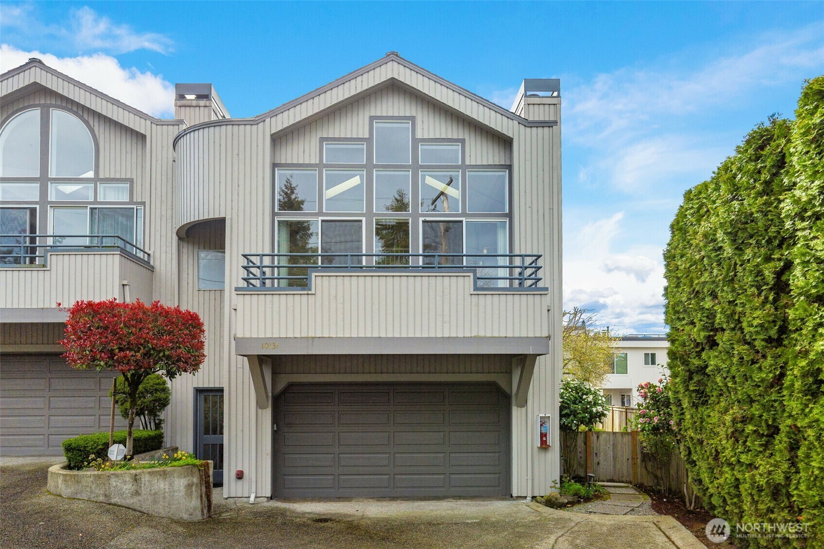 Property Photo: 10131 NE 64th Street C WA 98033
