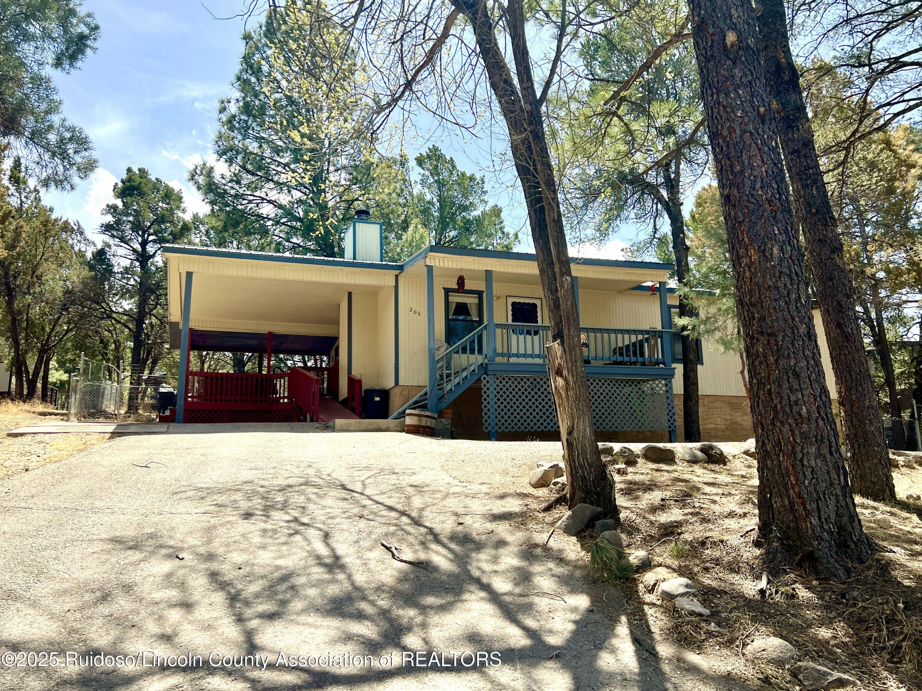 Property Photo: 206 Swallow Drive NM 88345
