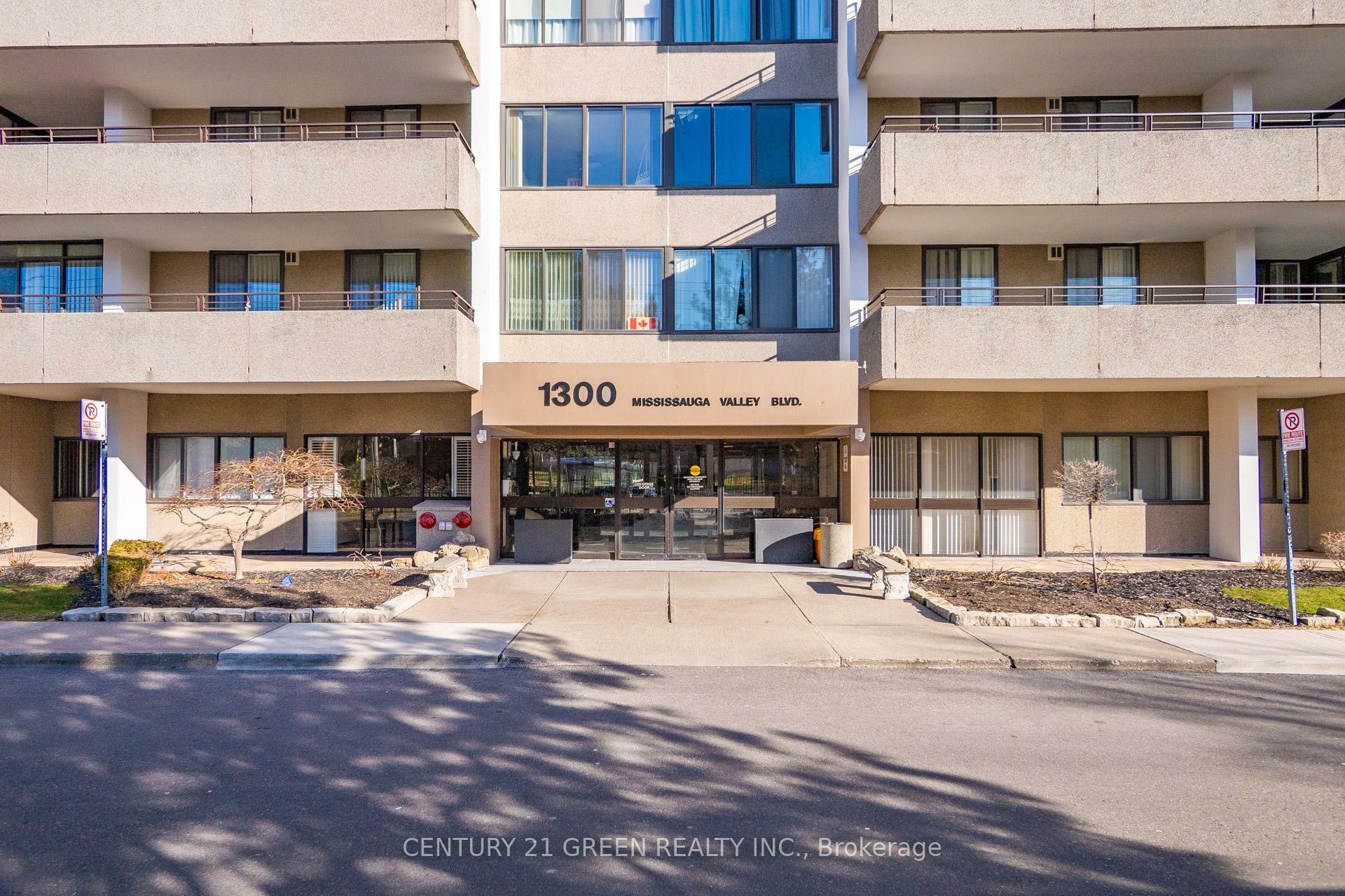 1300 Missississauga Valley Boulevard 1011  Mississauga ON L5A 3S8 photo