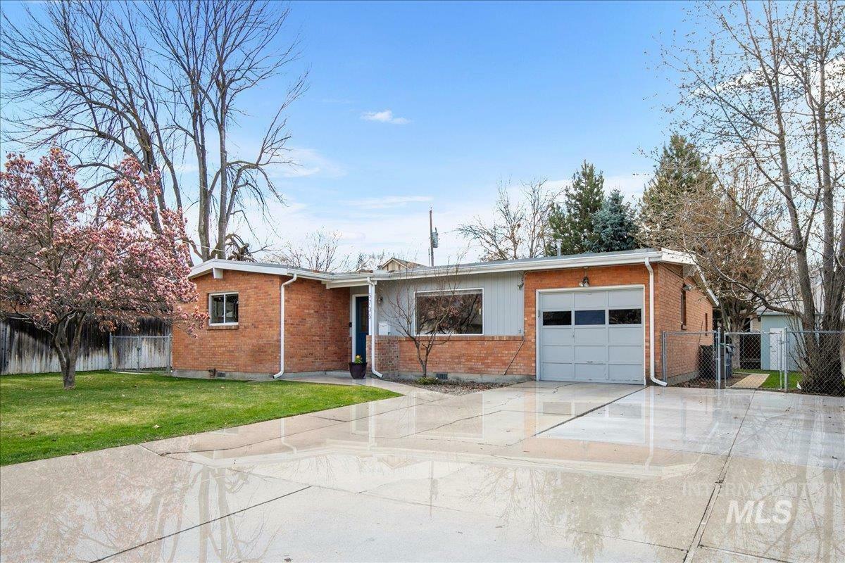 Property Photo: 5705 West Grover Street ID 83705
