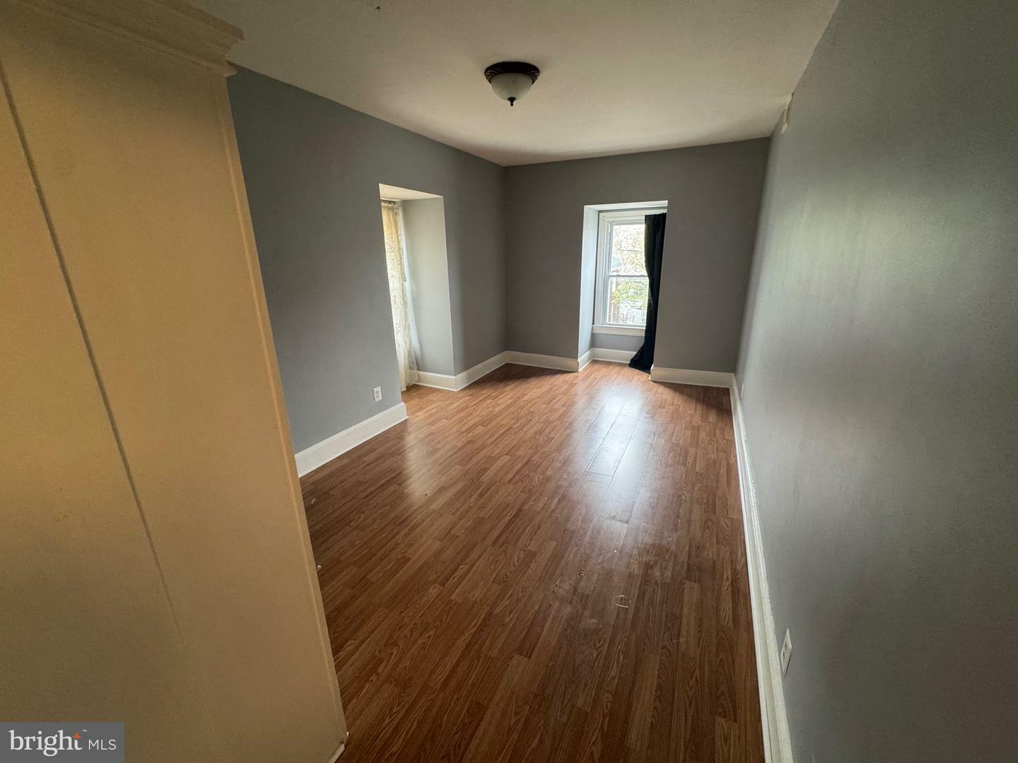 Property Photo: 501 W King Street 5 WV 25401