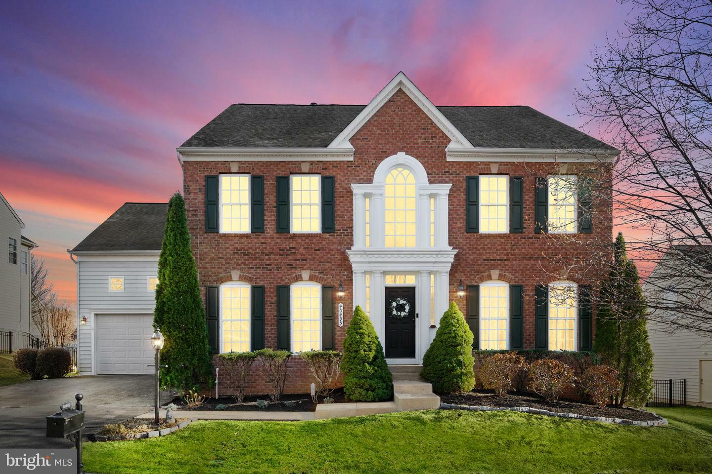 Property Photo: 40495 Banshee Drive VA 20175