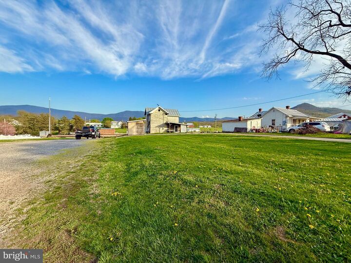 Property Photo:  206 Masonic Drive  VA 22851 