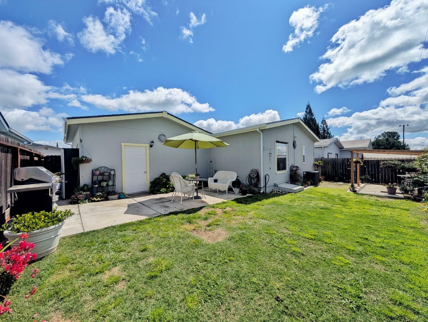 Property Photo: 5829 W Park Drive CA 95640