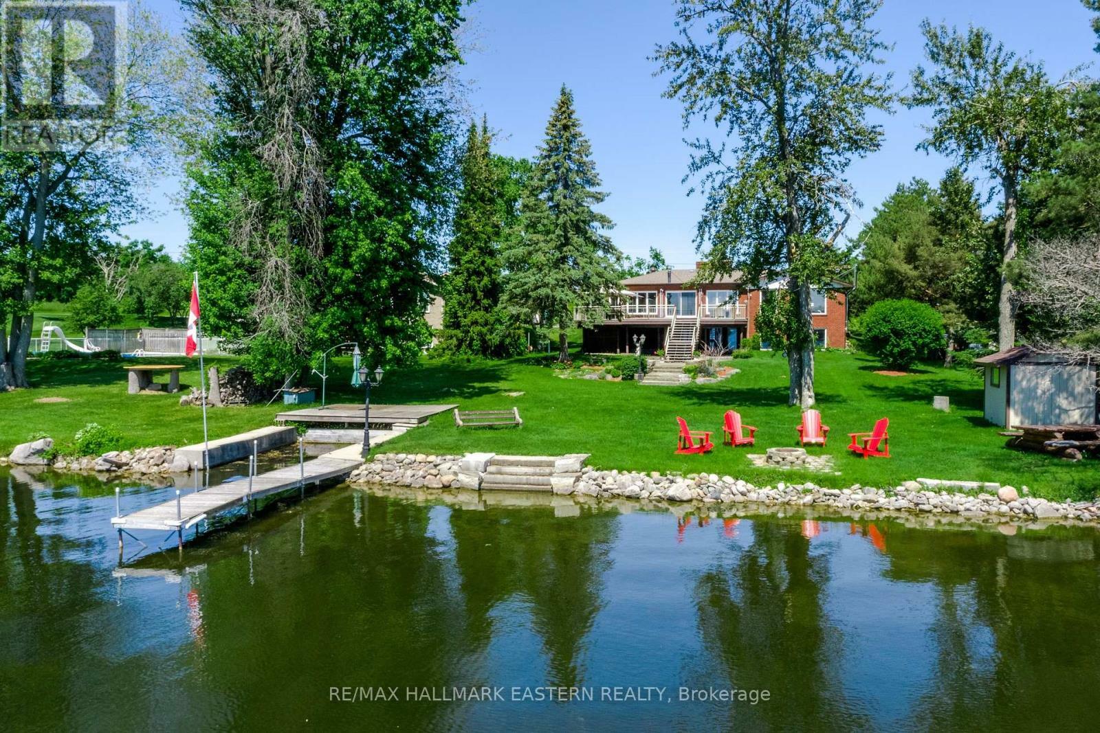 Property Photo: 1121 Connaught Drive ON K0L 1T0