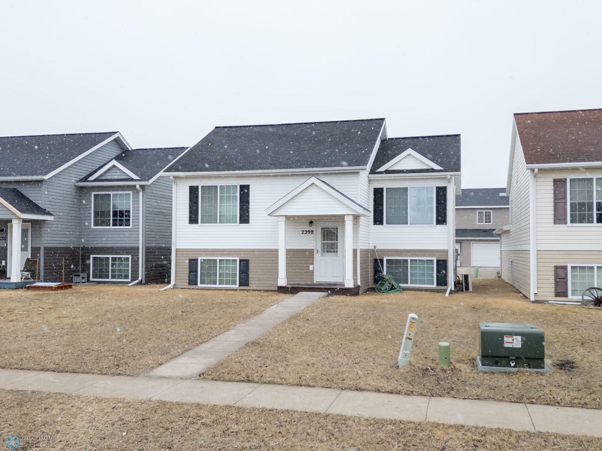 Property Photo: 2298 57 Avenue S ND 58104