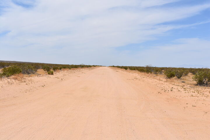 Property Photo:  22500 E Ave C  CA 93535 