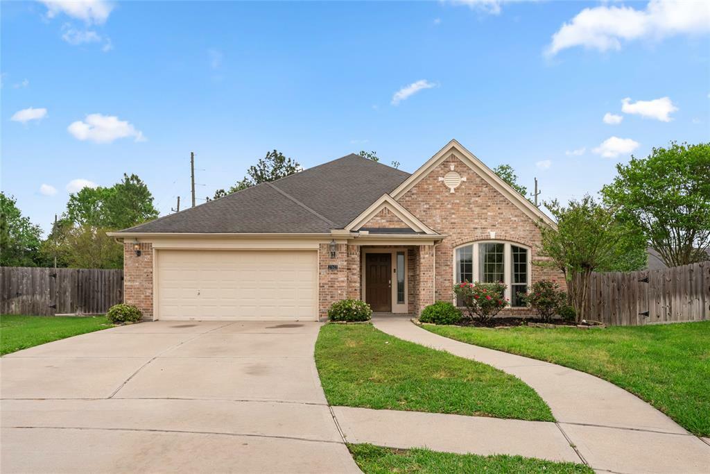 Property Photo: 27603 Molly Hills Court TX 77386