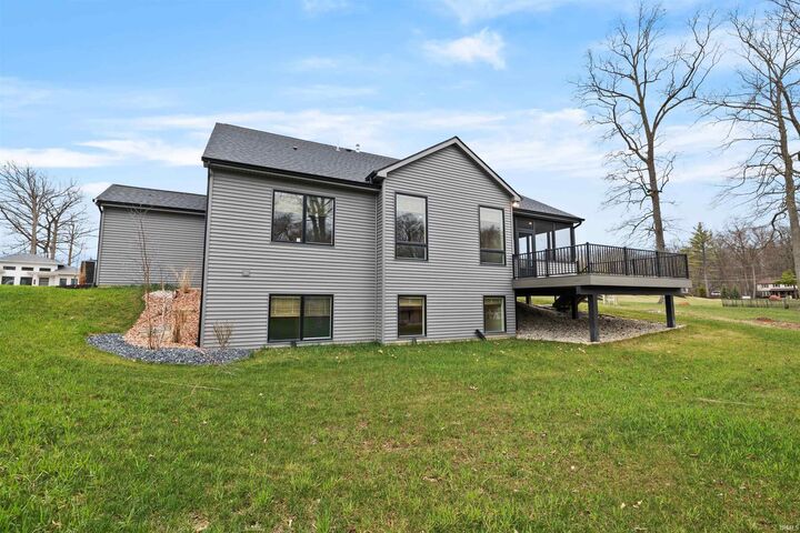 Property Photo: 18096 Tullymore Lane 34tr IN 46765