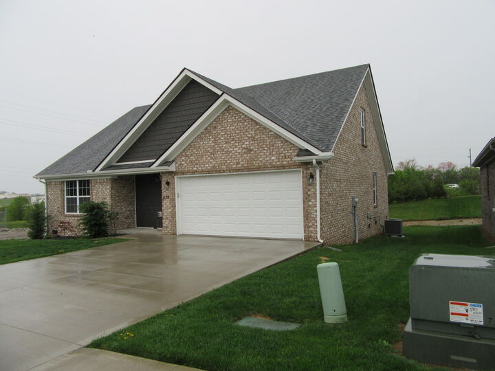 Property Photo:  639 Fourwinds Drive  KY 40475 