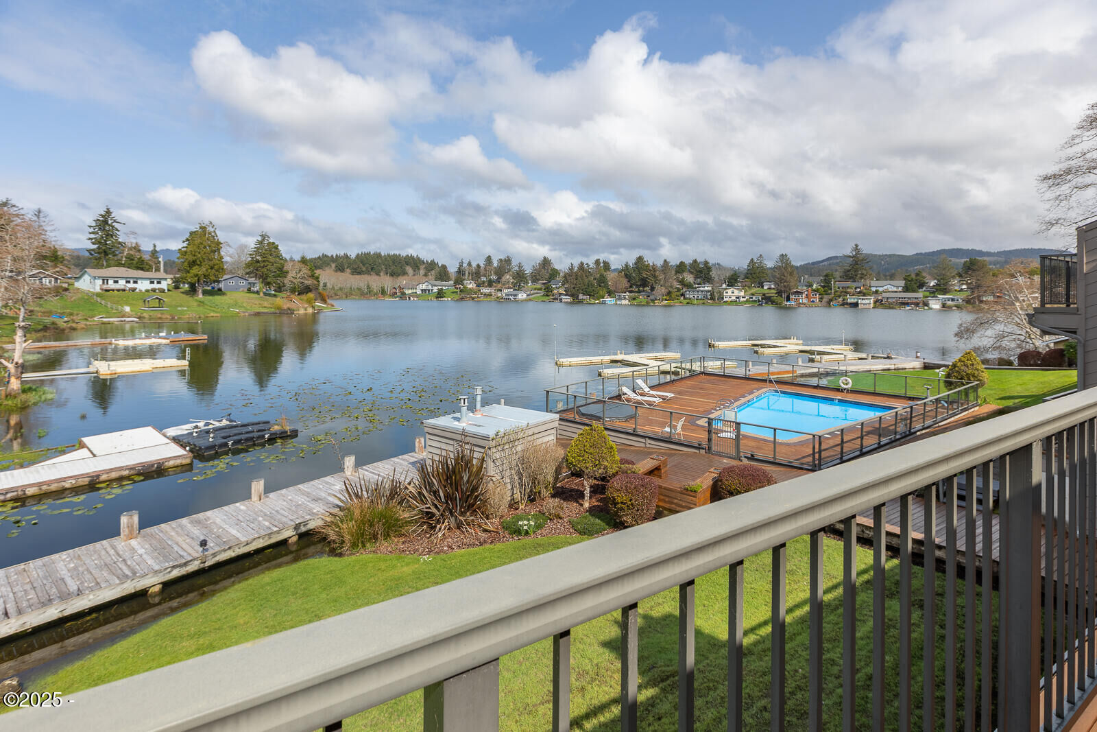 Property Photo:  3500 NE West Devils Lake Rd #16  OR 97367 