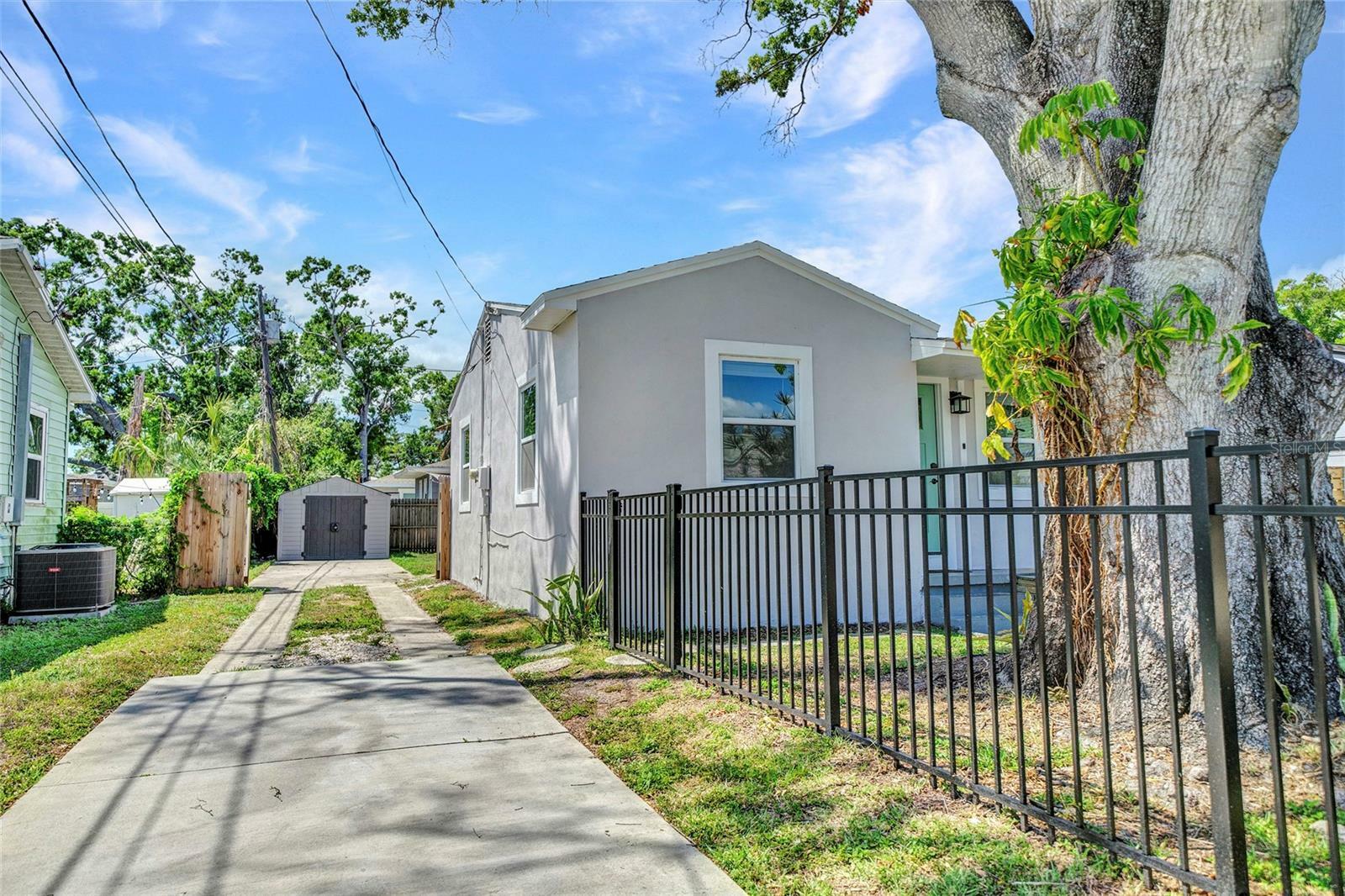 Property Photo: 4516 21st Street N FL 33714