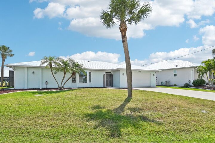 Property Photo:  5194 Cooper Terrace  FL 33981 