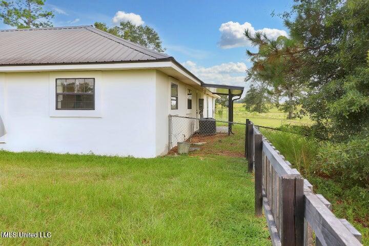 Property Photo:  157 Indian Springs  MS 39470 