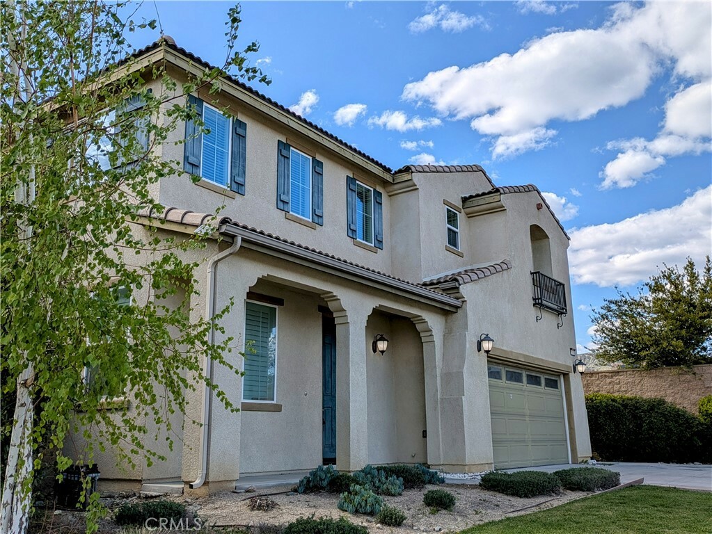 Property Photo: 5318 Daytime Avenue CA 92336