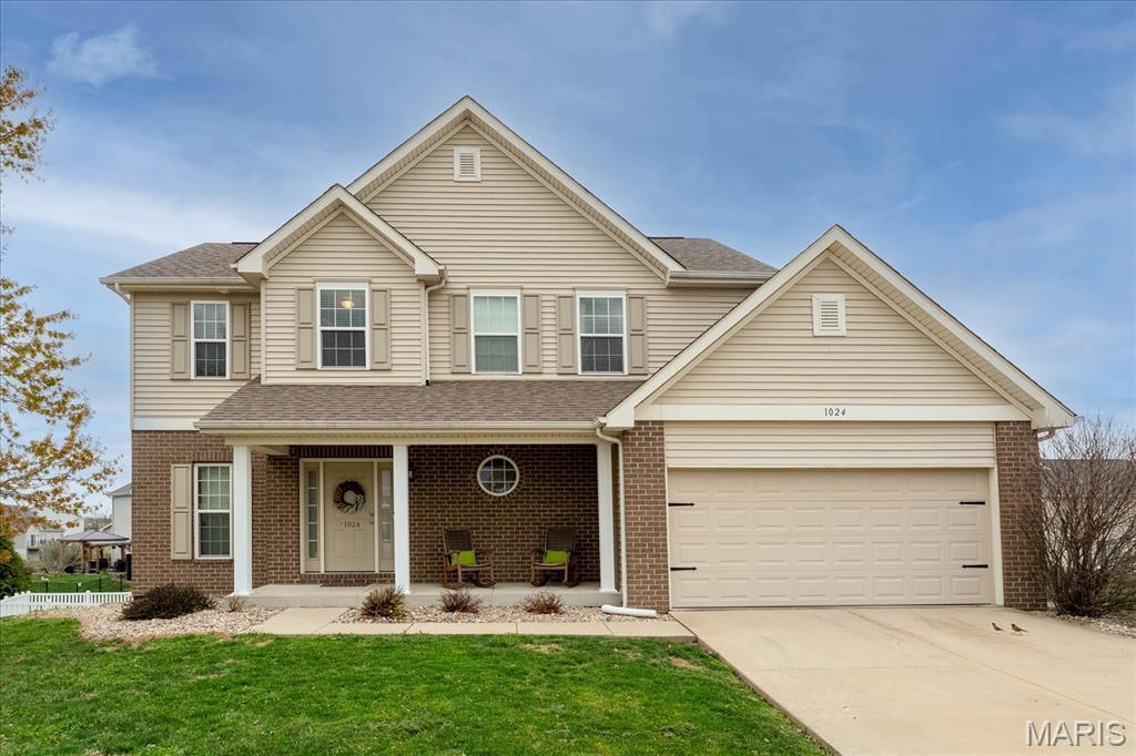 Property Photo: 1024 Grassland Court IL 62221