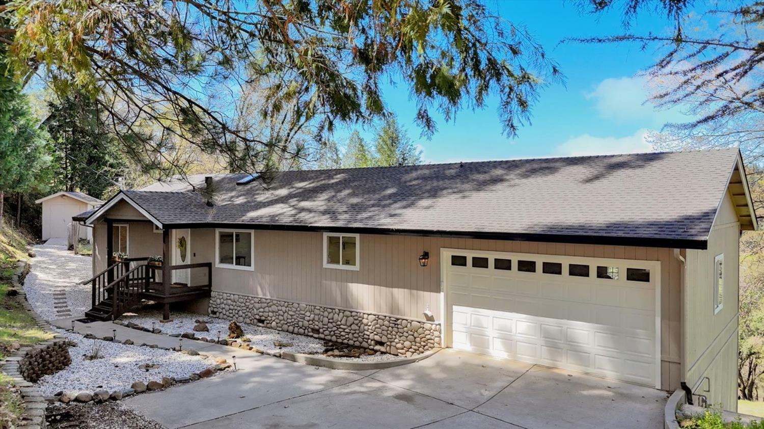 15690 Fay Road  Grass Valley CA 95949 photo