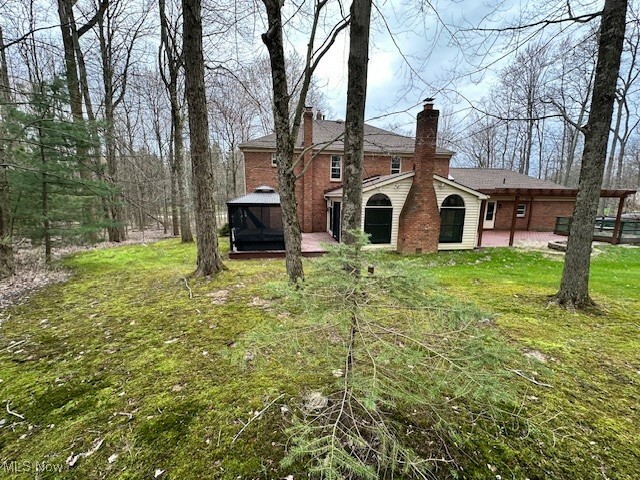 Property Photo: 16685 Heatherwood Lane OH 44023