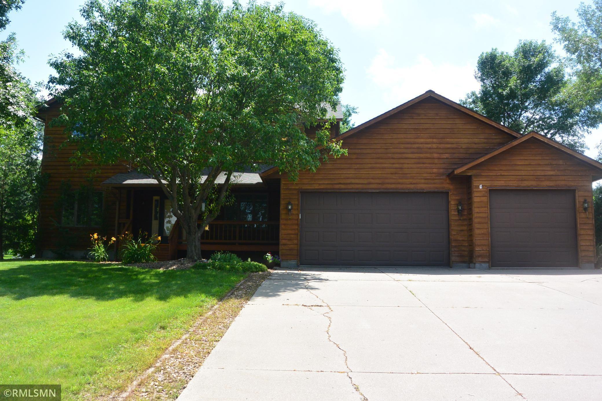 1706 Fairway Drive  Glencoe MN 55336 photo