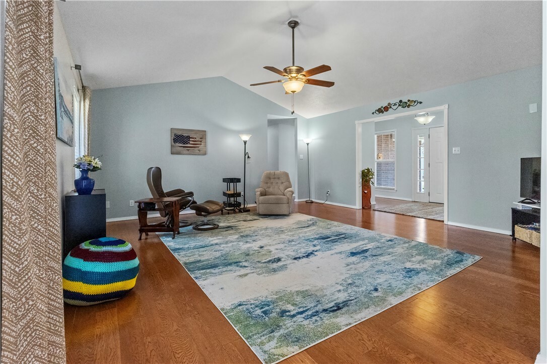 Property Photo: 1213 Rogers Avenue AR 72601