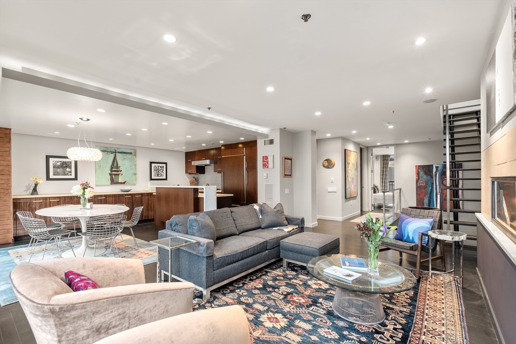 Property Photo: 1721-1723 Washington St 610 MA 02118