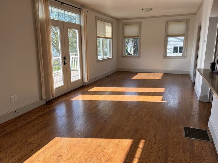 Property Photo: 15 Malvern Ter 15 MA 02466
