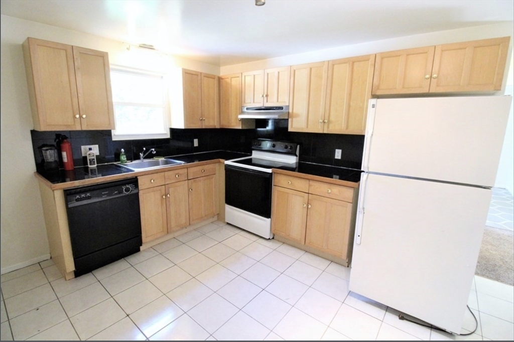 Property Photo: 1185 Boylston 2 MA 02464