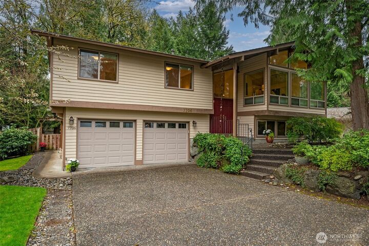 7706  146th Avenue NE  Redmond WA 98052 photo