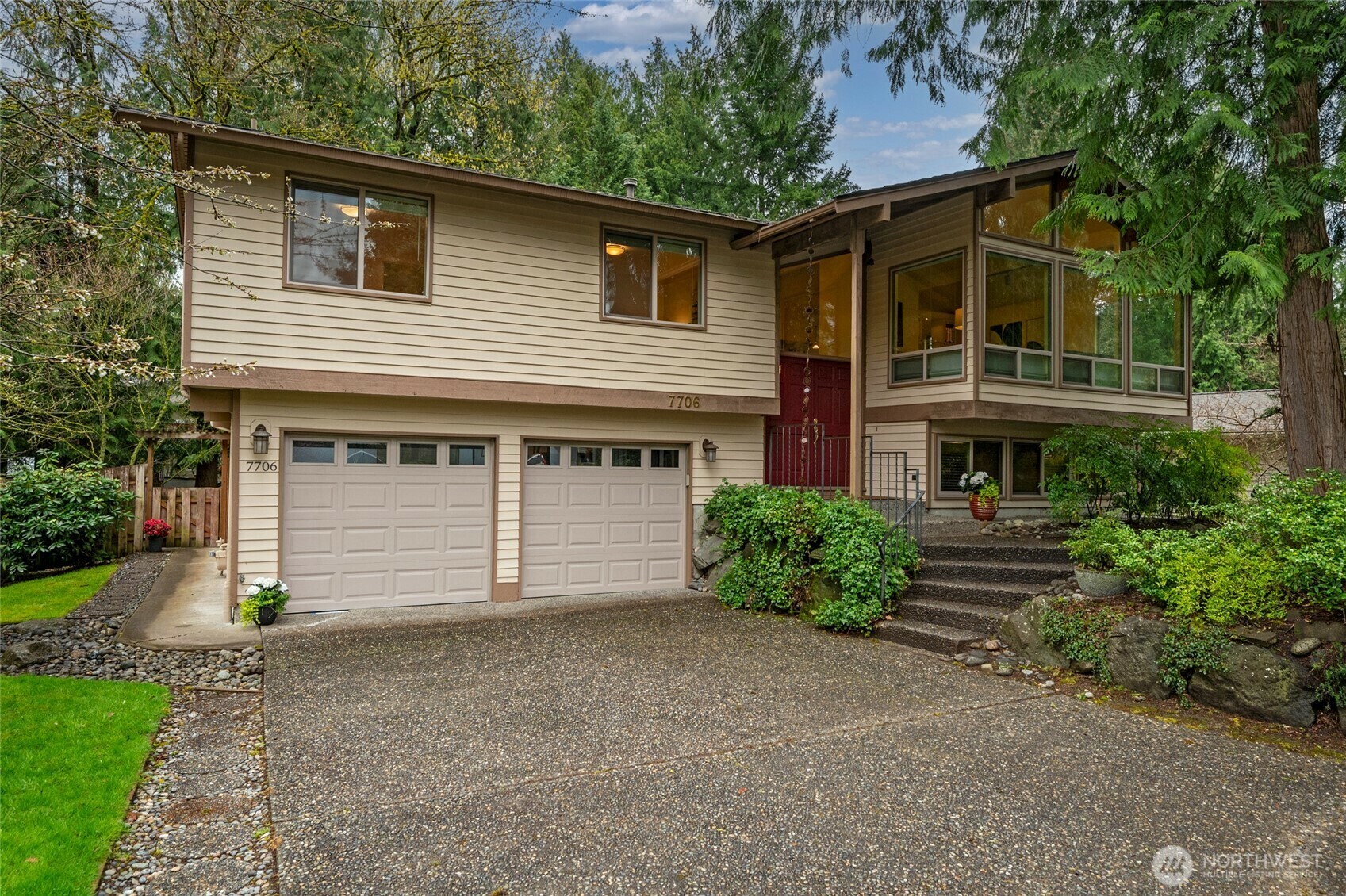 Property Photo: 7706 146th Avenue NE WA 98052