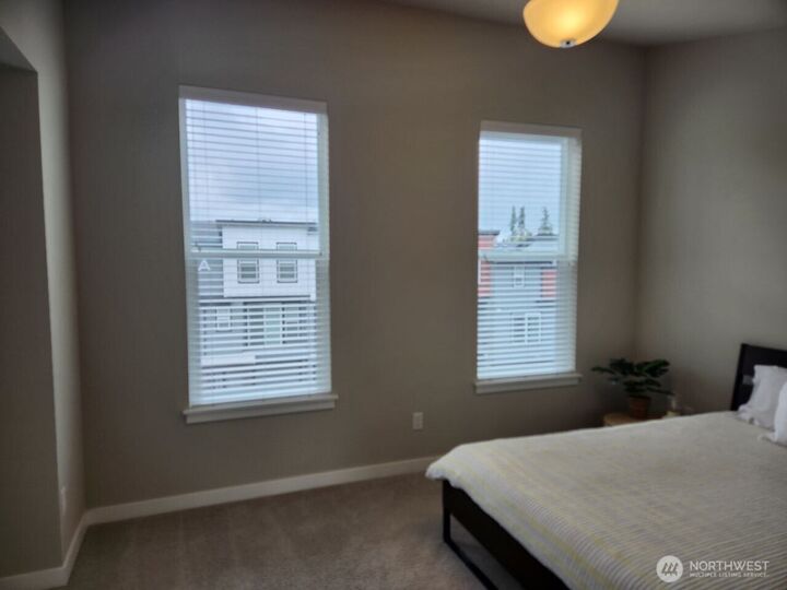 Property Photo:  3123  148th Street SW B4  WA 98087 
