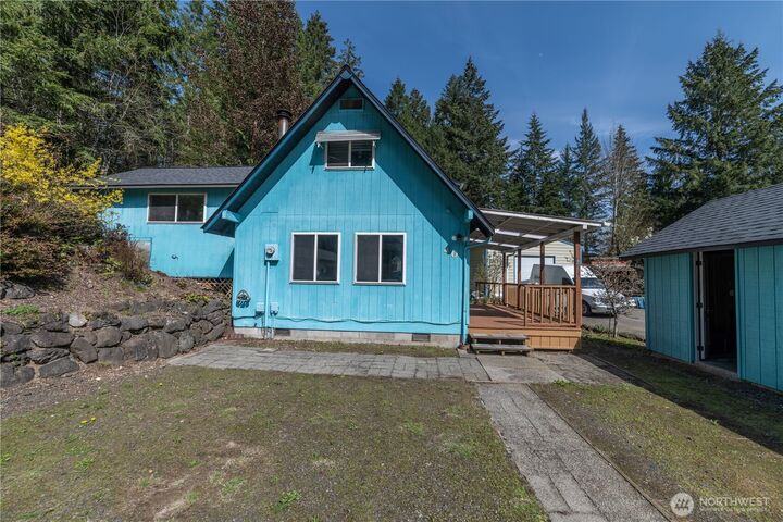 Property Photo:  40 NE Sandra Lane  WA 98528 