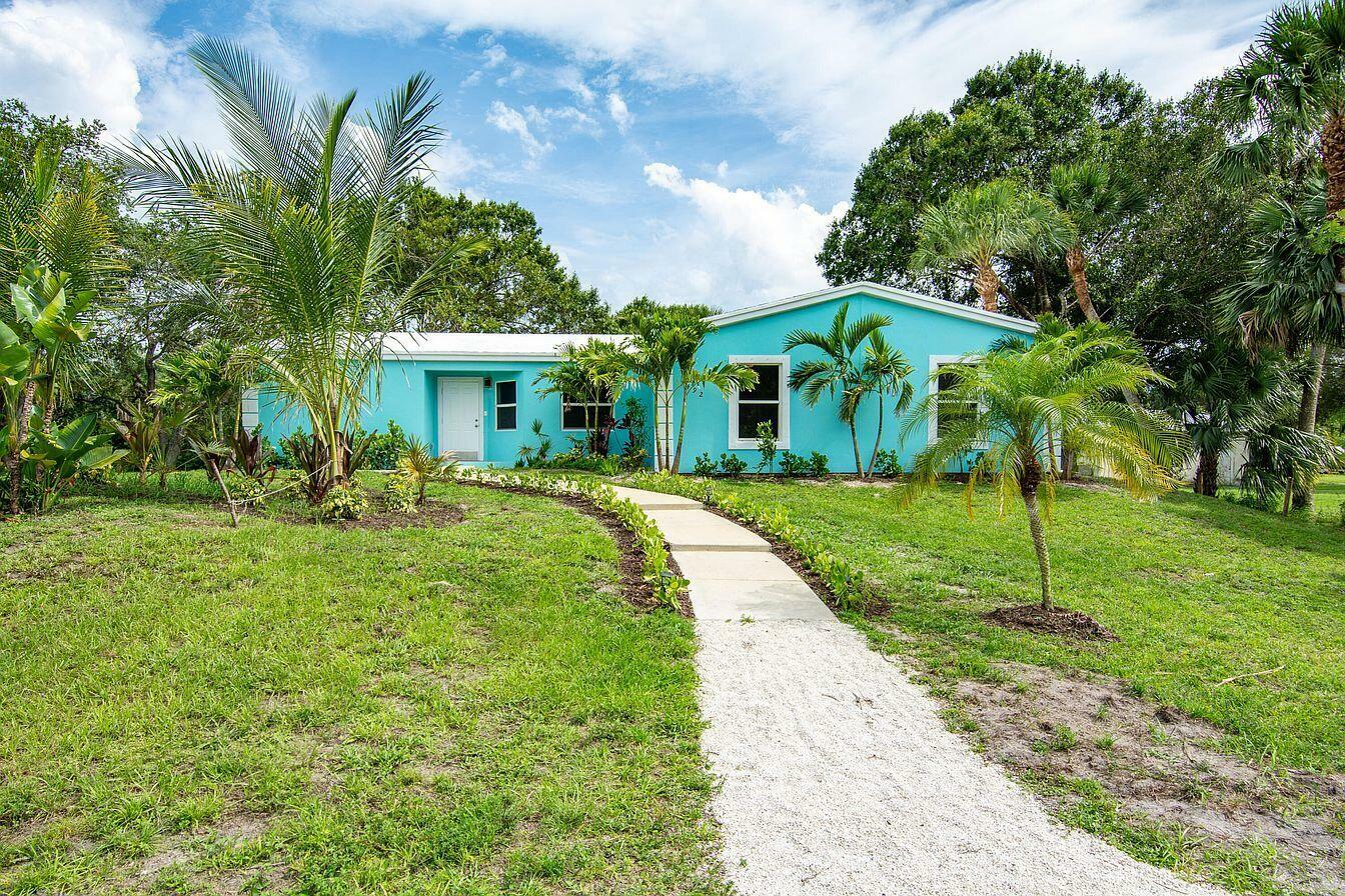 Property Photo: 7492 SW 40th Terrace FL 34990