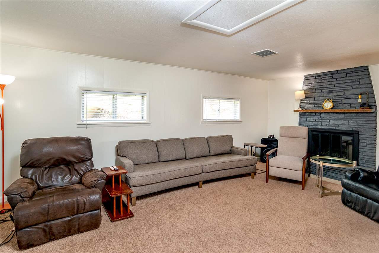 Property Photo: 202 S Marshall Street OK 74074