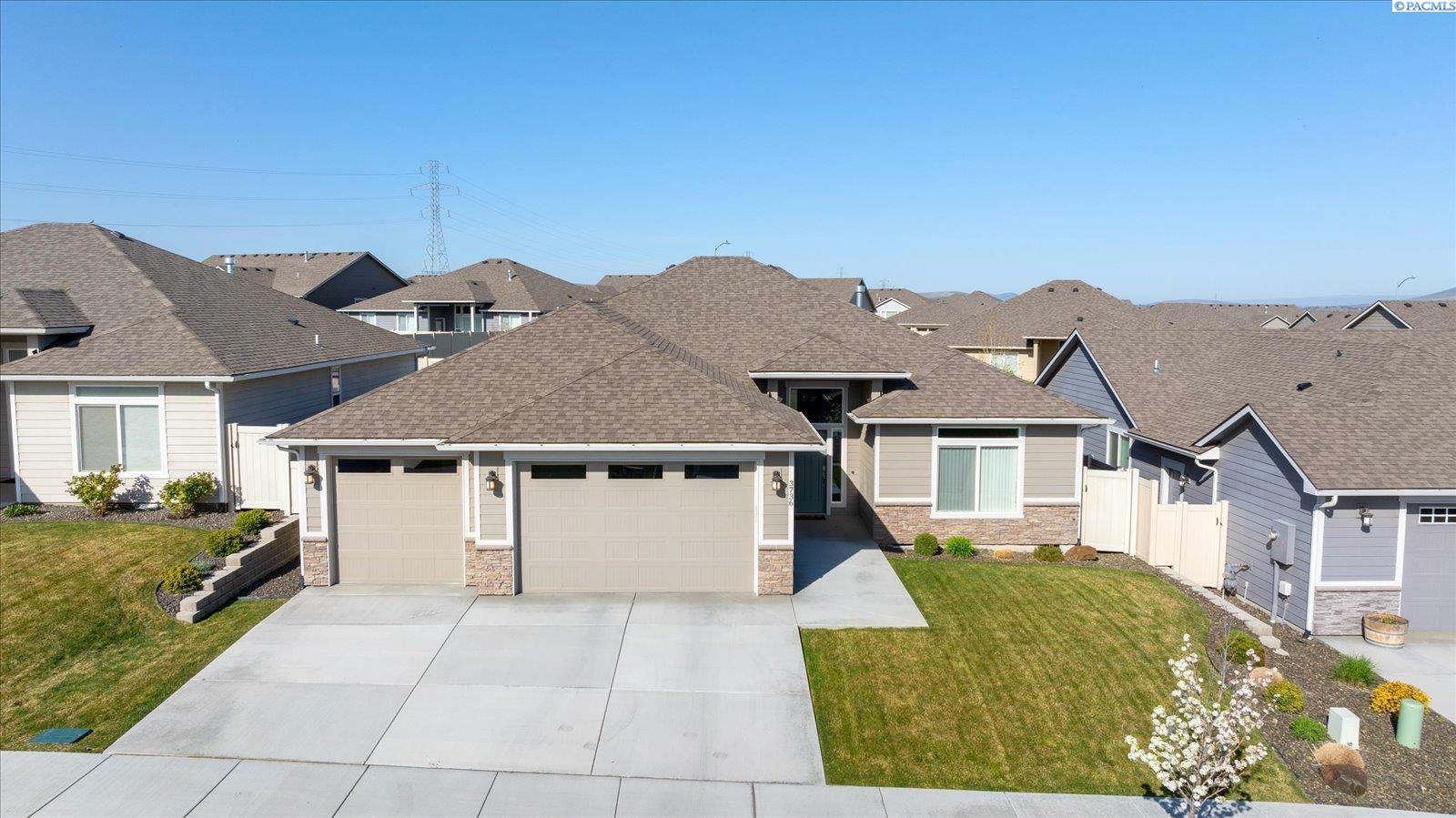 3736 S Taft Place  Kennewick WA 99338 photo