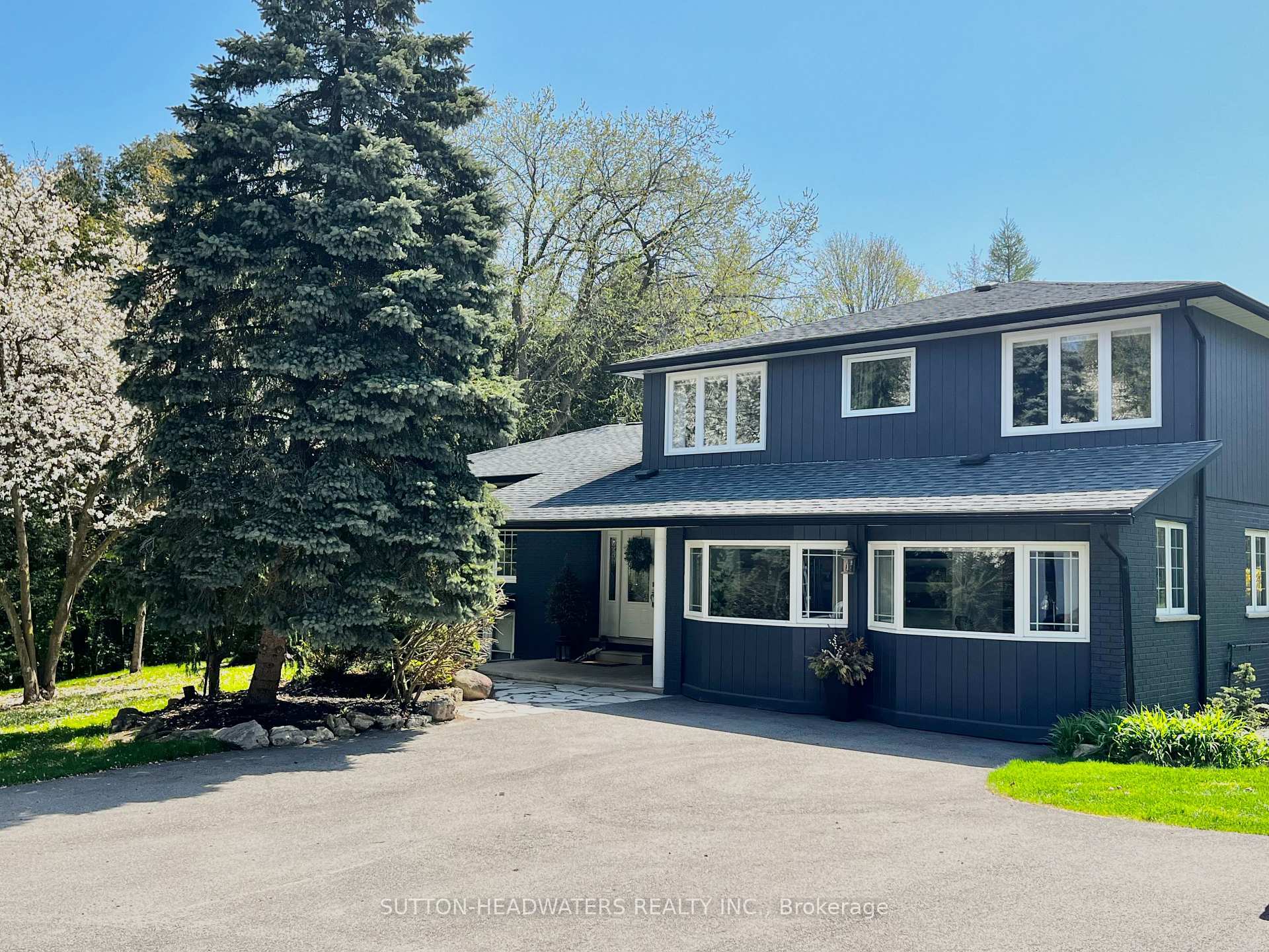 Property Photo: 563 River Road ON L7K 0E5