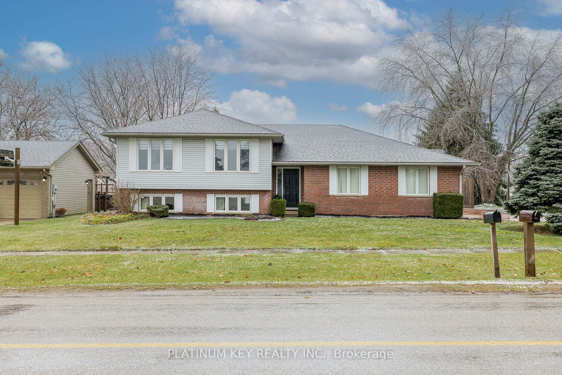 Property Photo: 2245 Trillium Way ON N0L 1W0