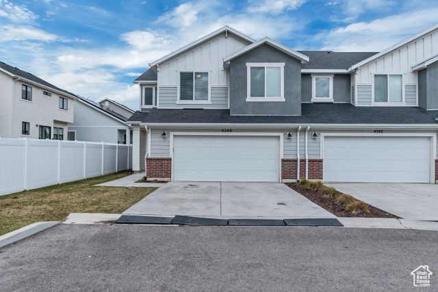 Property Photo: 4246 W Rockport Park Ct S UT 84096
