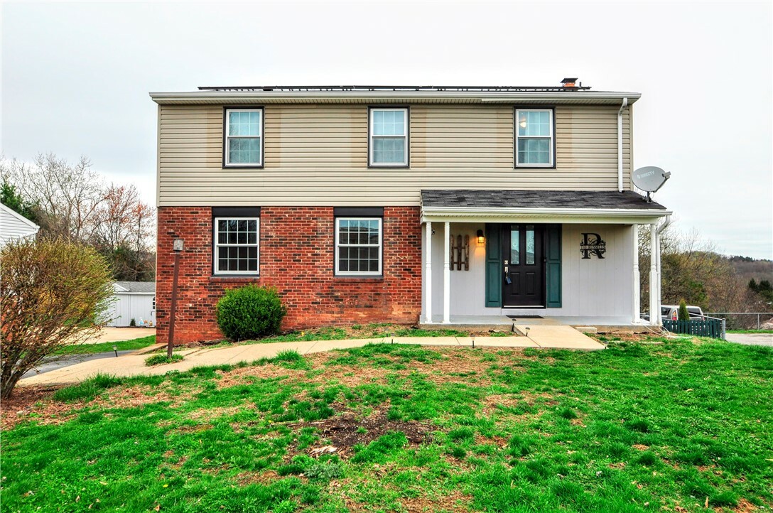 Property Photo: 120 Scottsdale Dr PA 15108