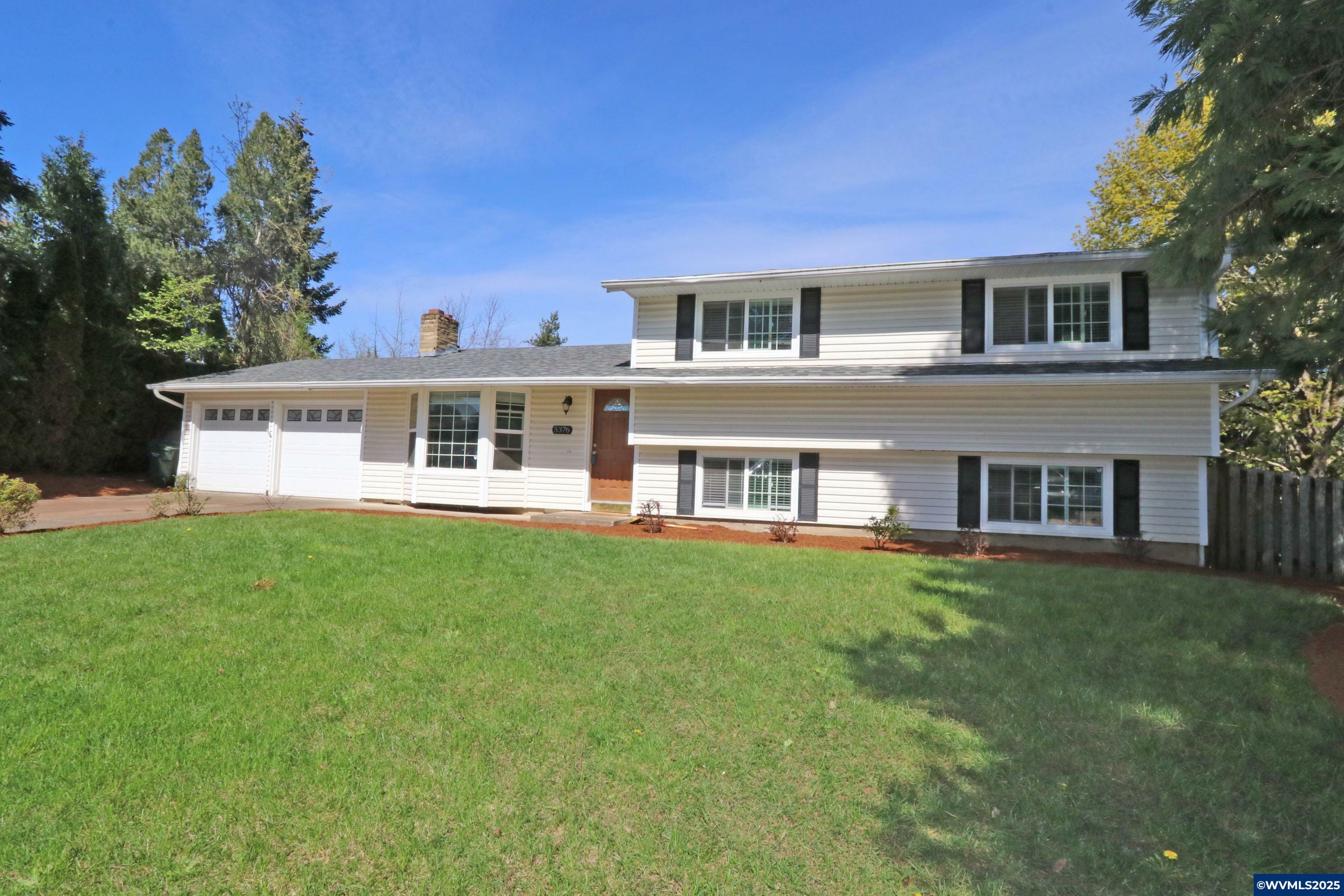 Property Photo: 5376 Arcade Av NE OR 97303