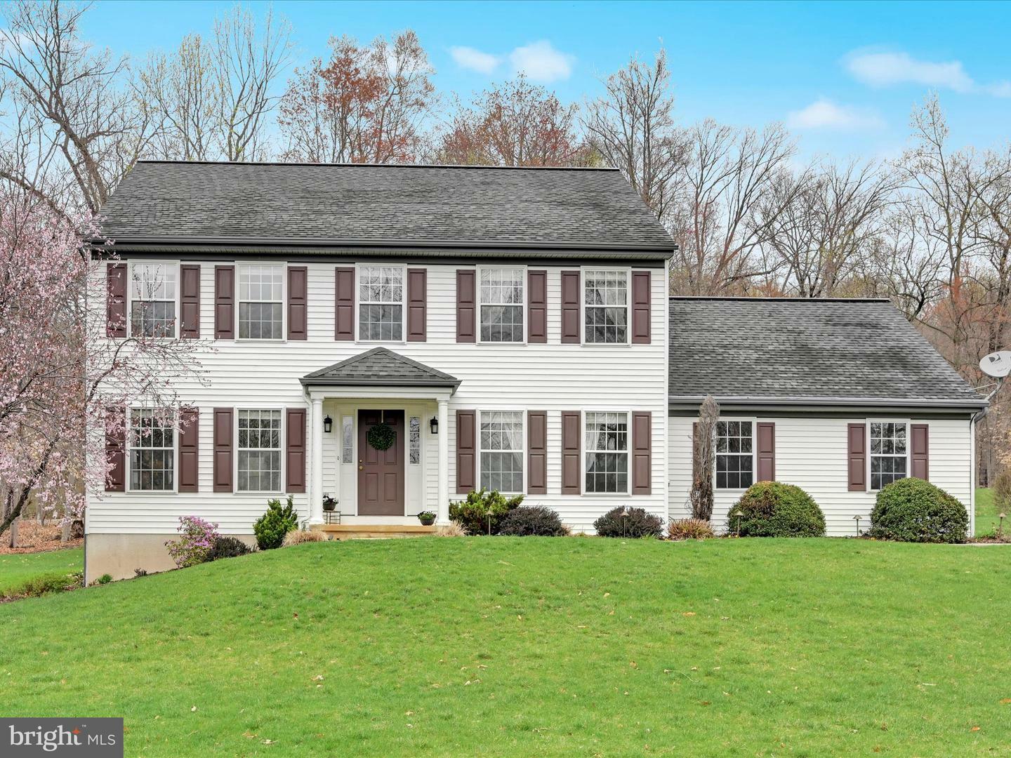 Property Photo: 385 Furnace Hill Road PA 17022