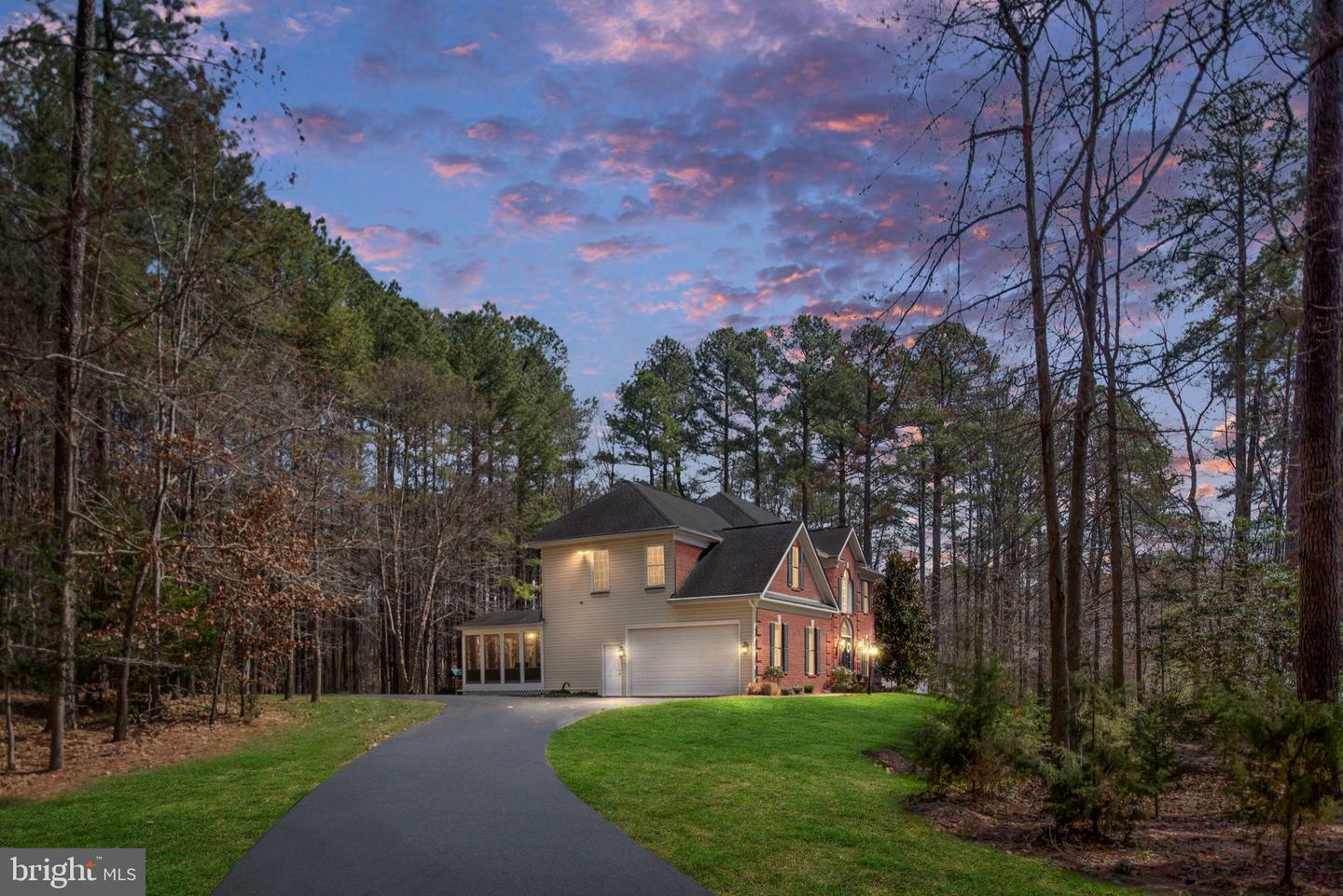 Property Photo: 24 Ruffian Drive VA 22556