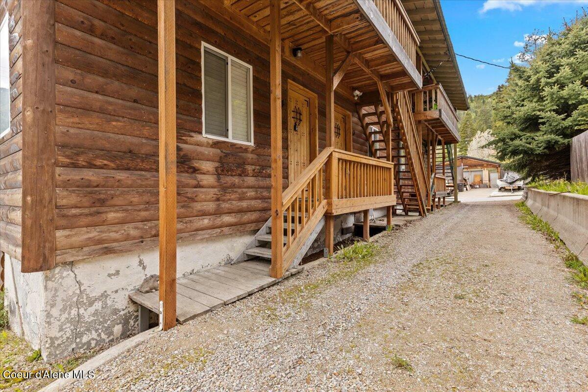 Property Photo: 306 2nd St #3 ID 83846
