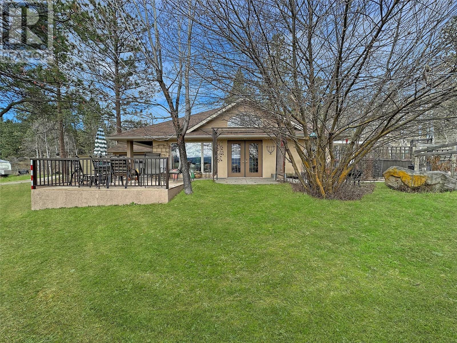 Photo de la propriété: 200 Lind Road BC V0X 1W0