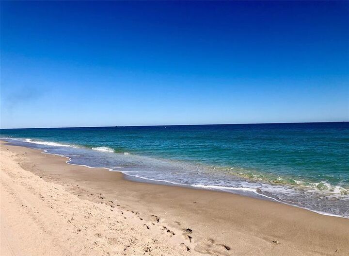 Property Photo: 2000 S Ocean Blvd 5P FL 33062