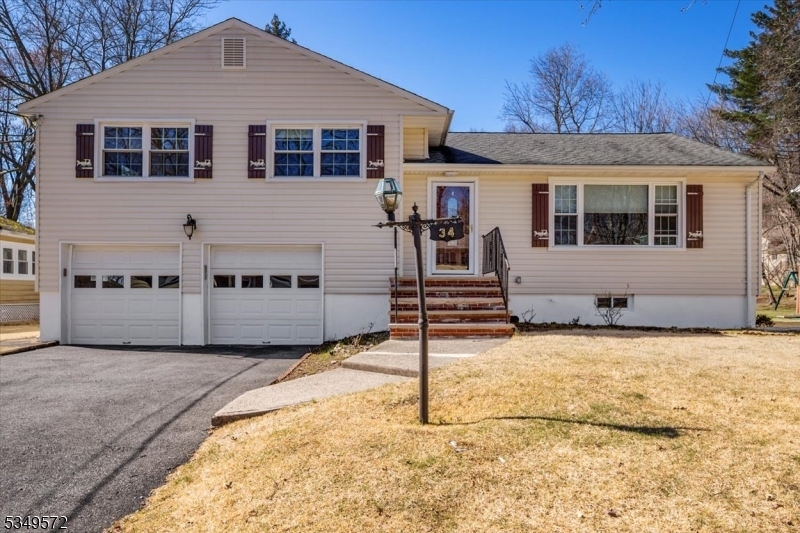 Property Photo:  34 Rosemont Ter  NJ 07052 